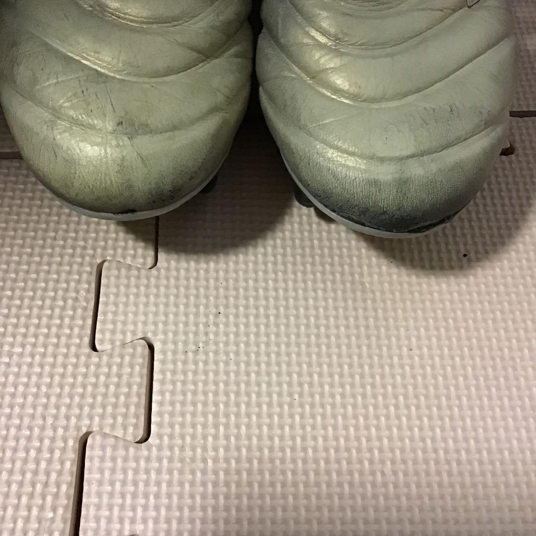 サッカースパイクアディダス　コパFG 19・1