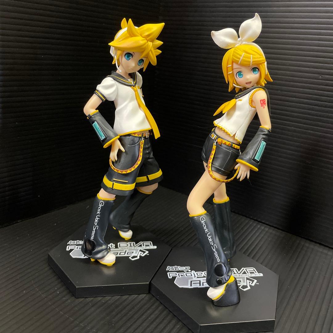 Project DIVA Arcade プレミアムフィギュア　鏡音リン 鏡音レン