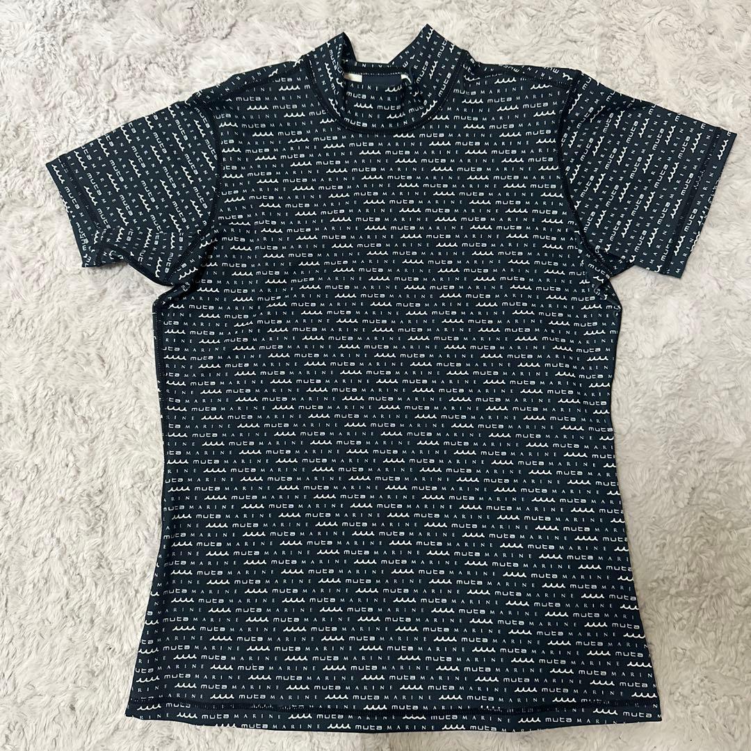 muta marine ロゴプリント モックネックシャツ