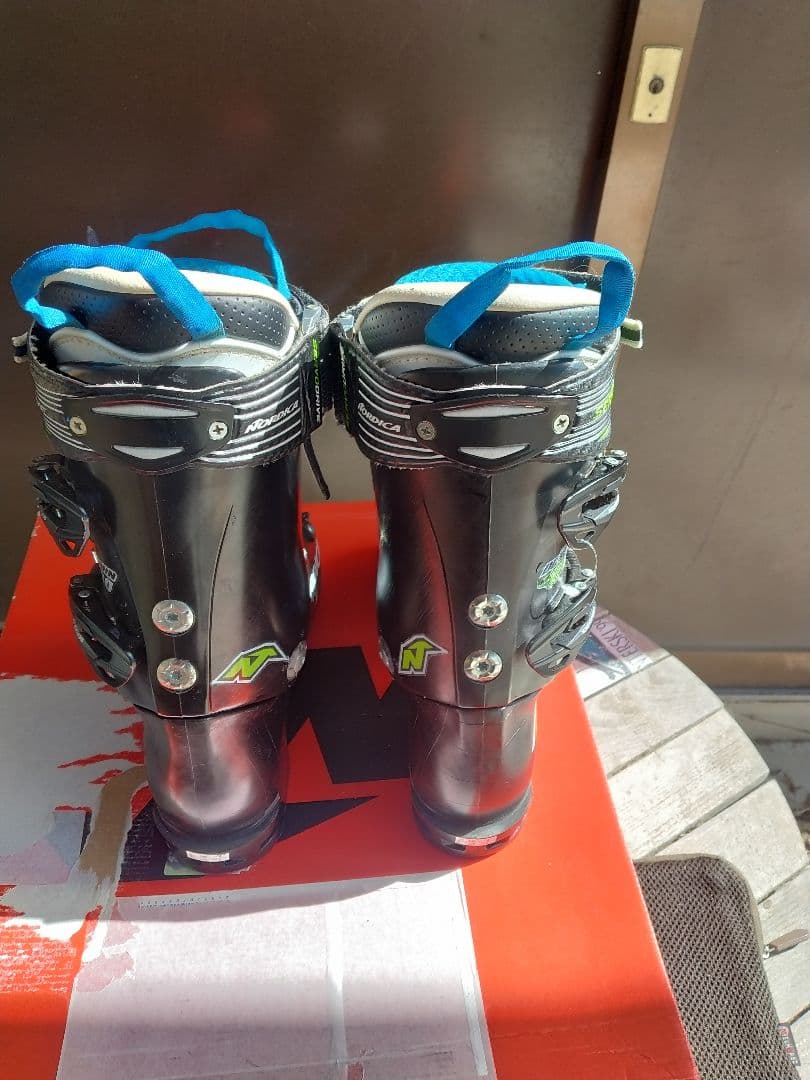 ノルディカ新品シェル 美品インナー 新品スポイラー/ブーツケース付