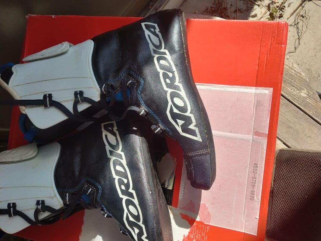 ノルディカ新品シェル 美品インナー 新品スポイラー/ブーツケース付