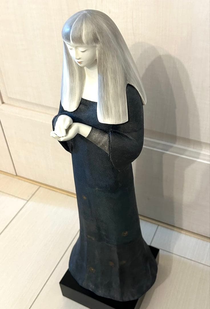 岩瀬なほみ　木彫布貼人形　蛍