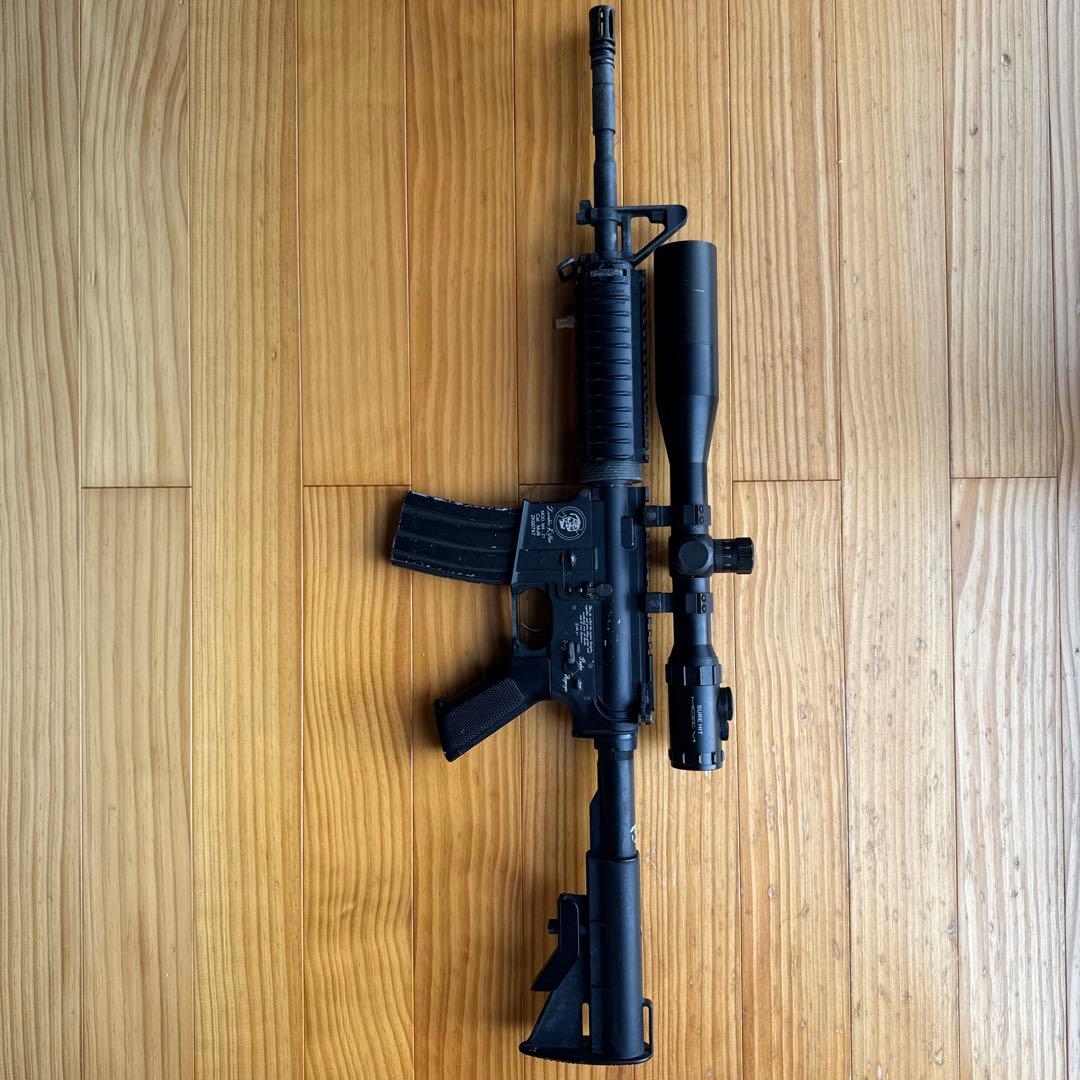ジャンク品　M4A1 電動ガン ブラック スコープ付き