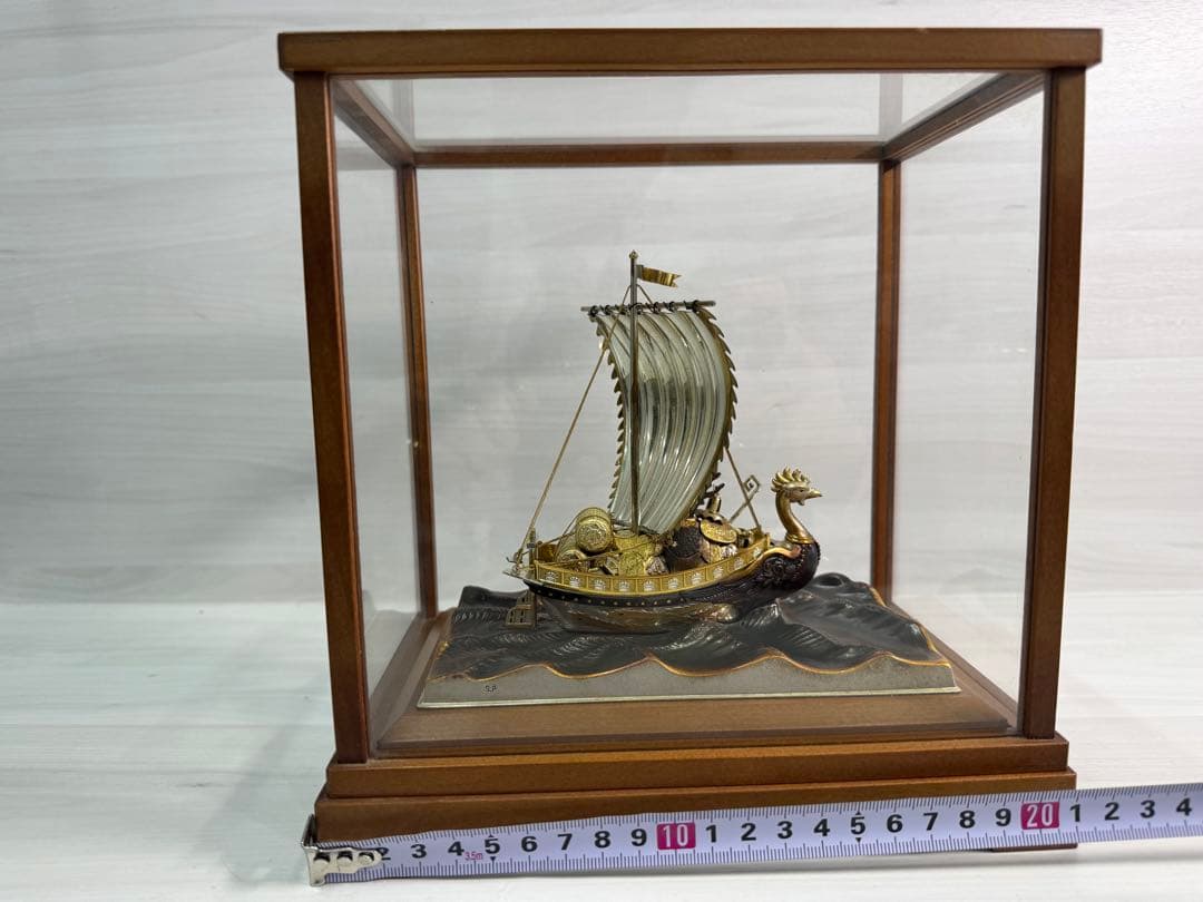 関　武比古　銀製　宝船 ガラスケース付き