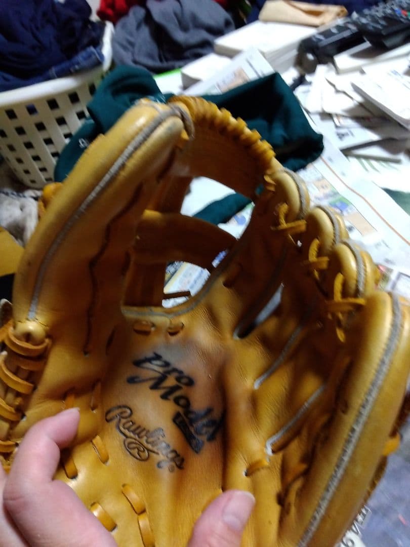 希少ローリングスグローブ　ファーストバック　指出し