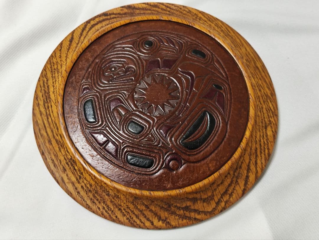 カナダ　原住民　インディアン　ファーストネイションズアート　壁飾り