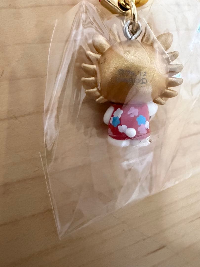 激レア　ご当地キティ　長崎限定　春節バージョン　根付け　サンリオ　ハローキティ