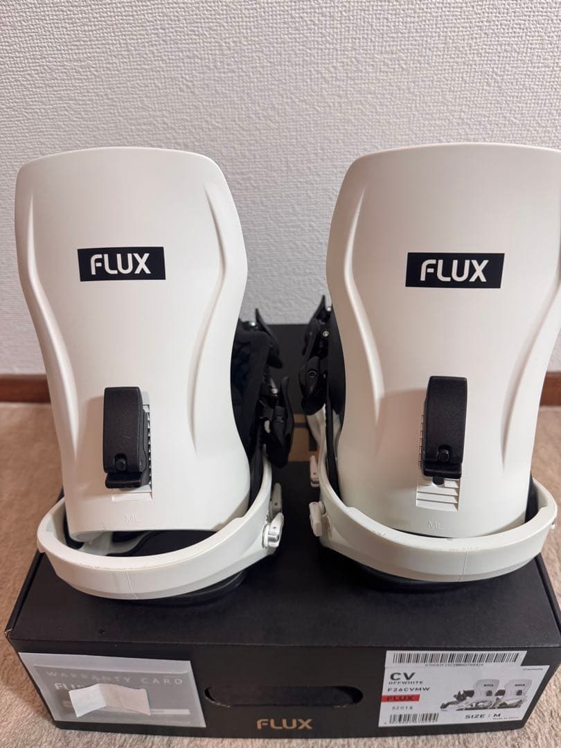 FLUX フラックス CV ビンディング Mサイズ オフホワイト