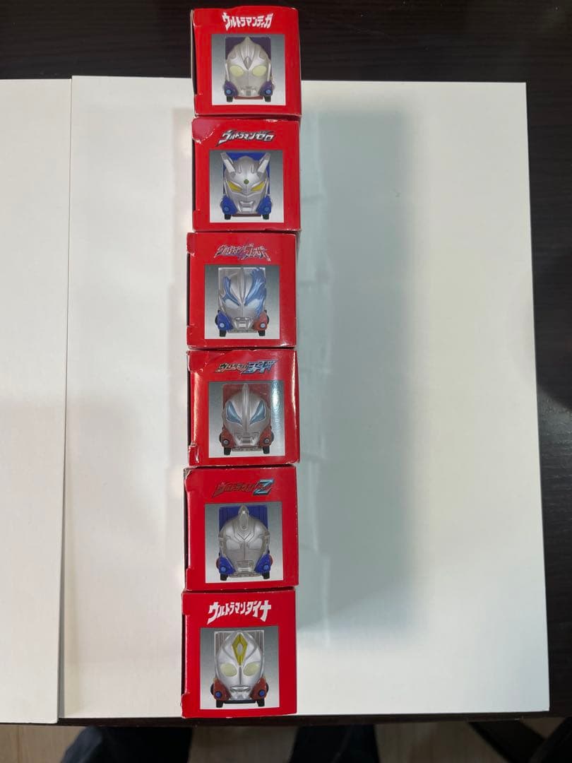 アジア限定トミカ ウルトラマン 6台セット