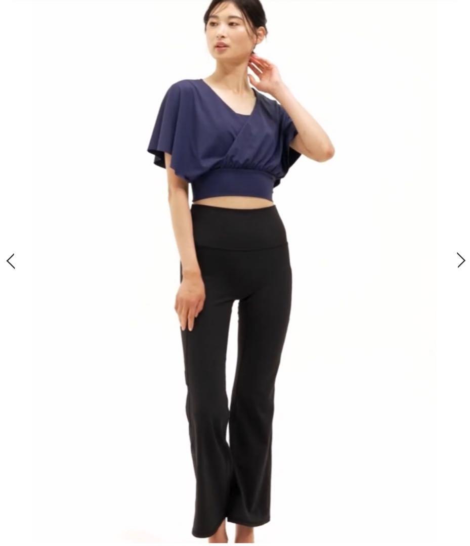 SUKALA ブラトップ付きバルーンカシュクールトップス　ヨガ・ピラティスウェア