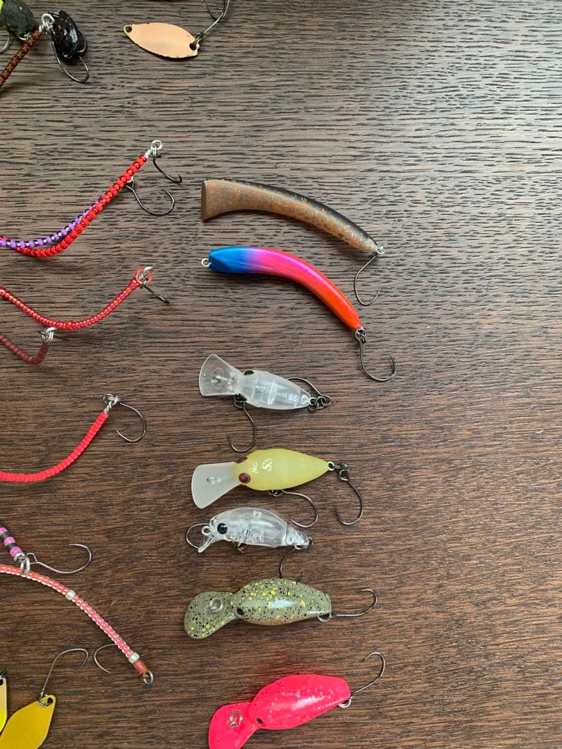 管釣り　エリアトラウト　ルアー　スプーン　ネジング　100個セット　まとめ売り