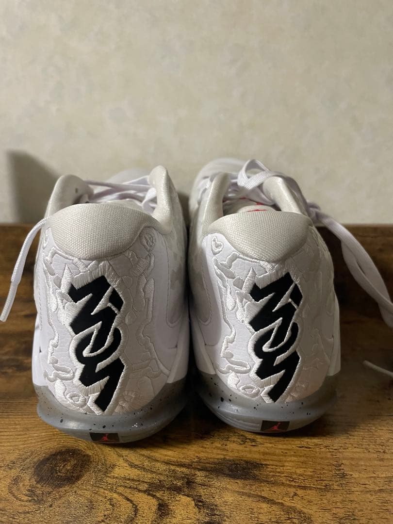 【新品・未使用】NIKE JORDAN ZION 3 PF バッシュ 迷彩　白