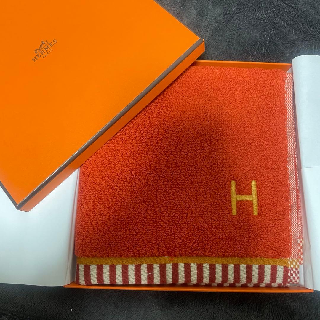 エルメス　ハンドタオル　新品未使用タグ付き