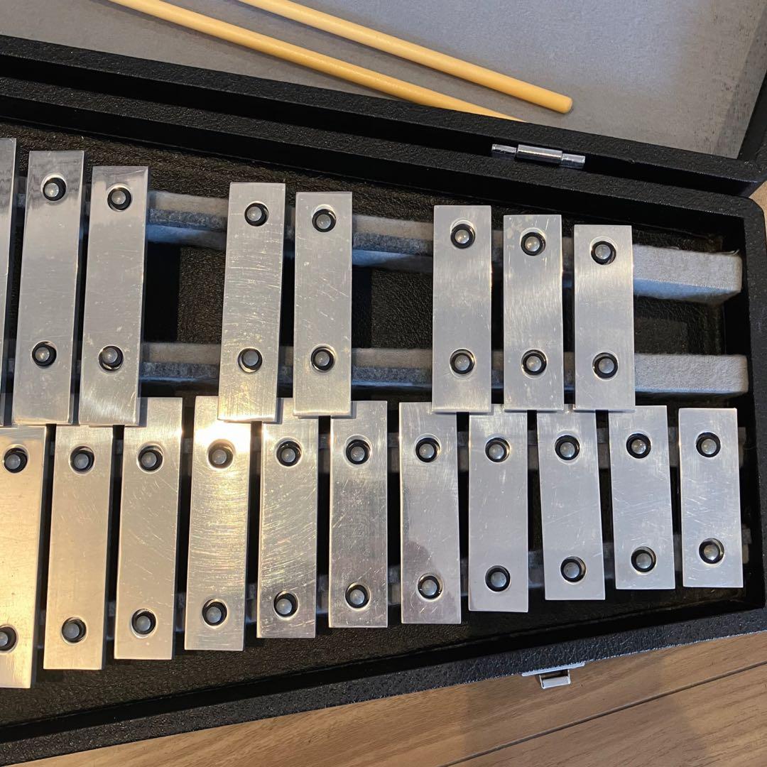 【美品】グロッケン　鉄琴　32鍵　ケース付　SAITO 一体型