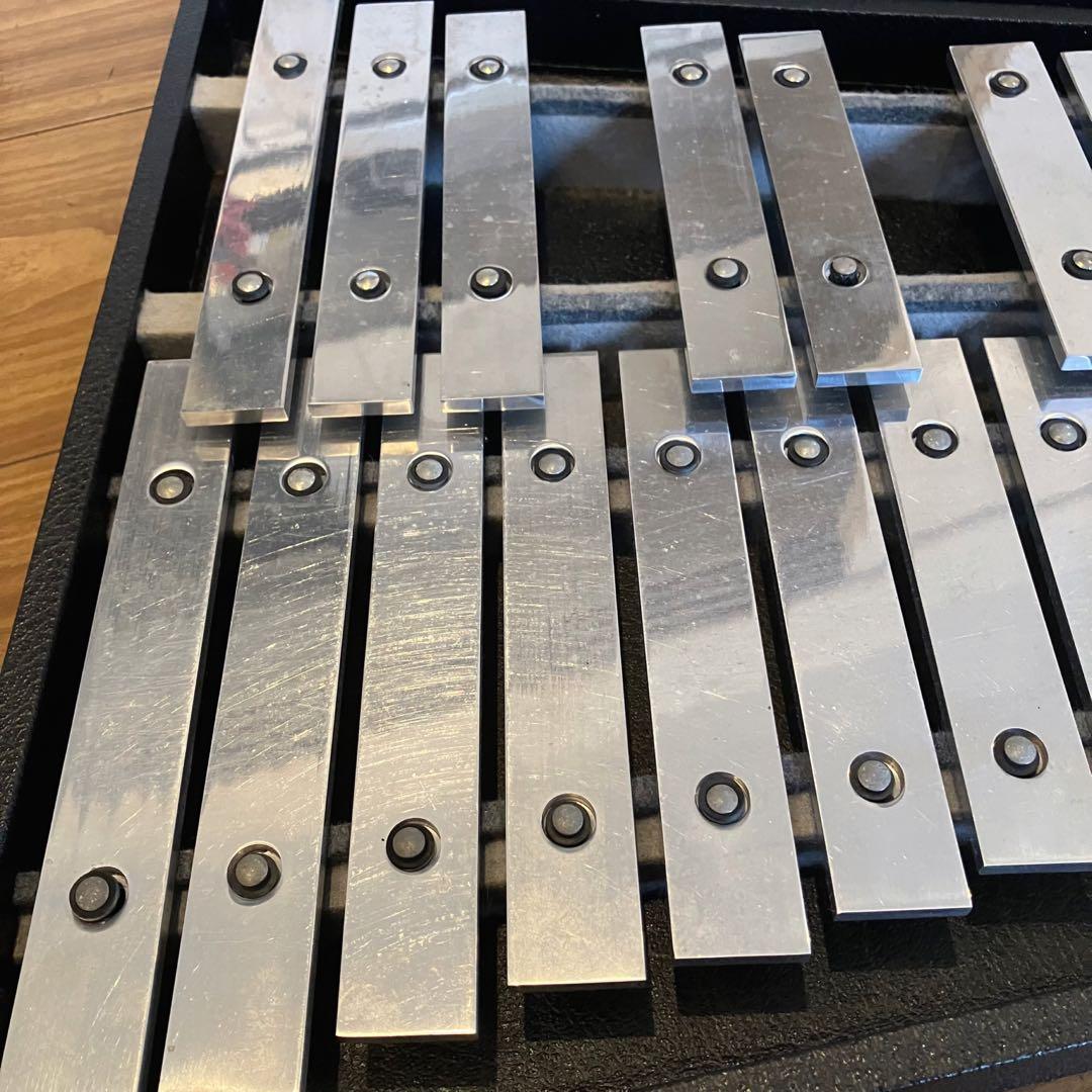 【美品】グロッケン　鉄琴　32鍵　ケース付　SAITO 一体型