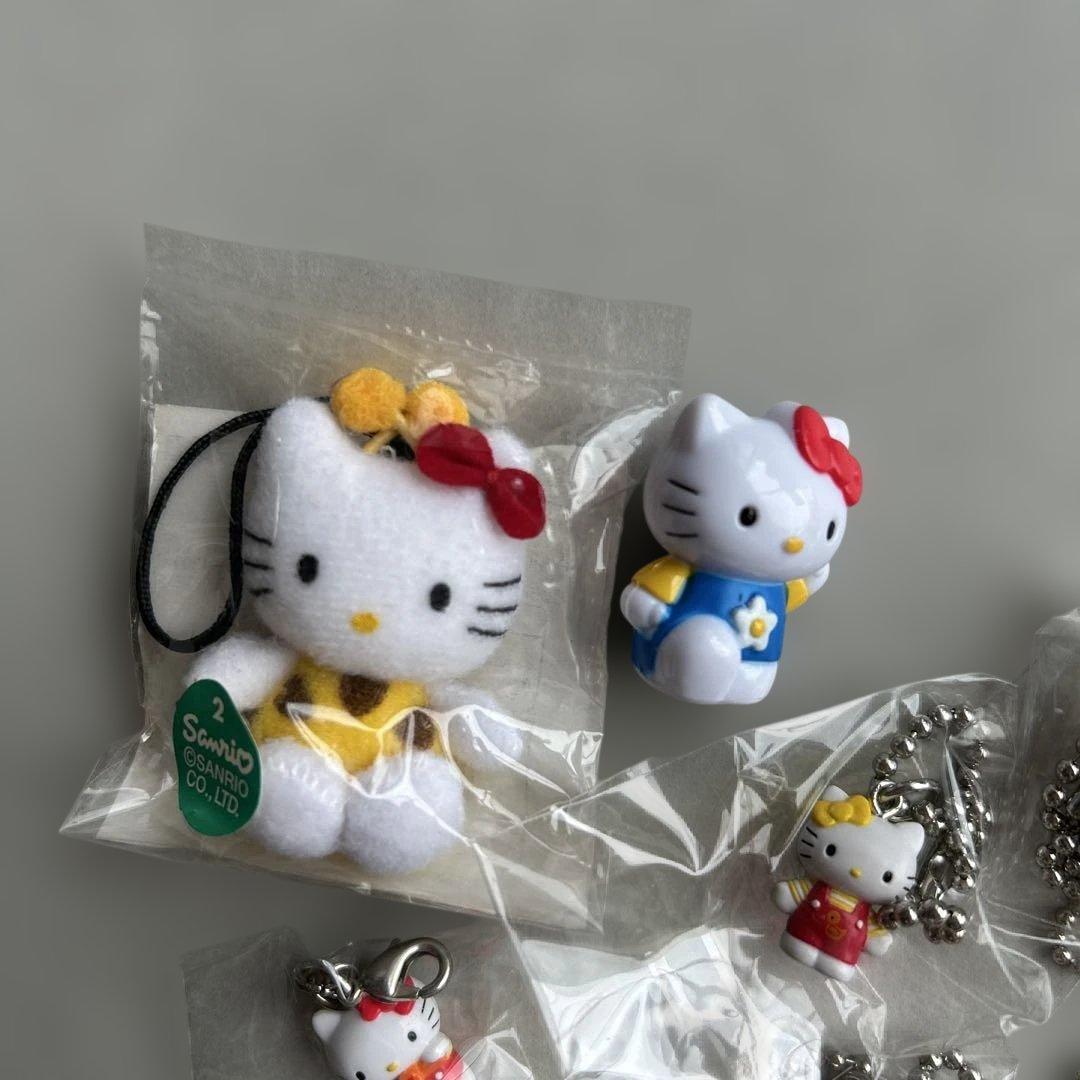 ハローキティ ボールチェーンキーホルダー　チャーム　レア！10個セット