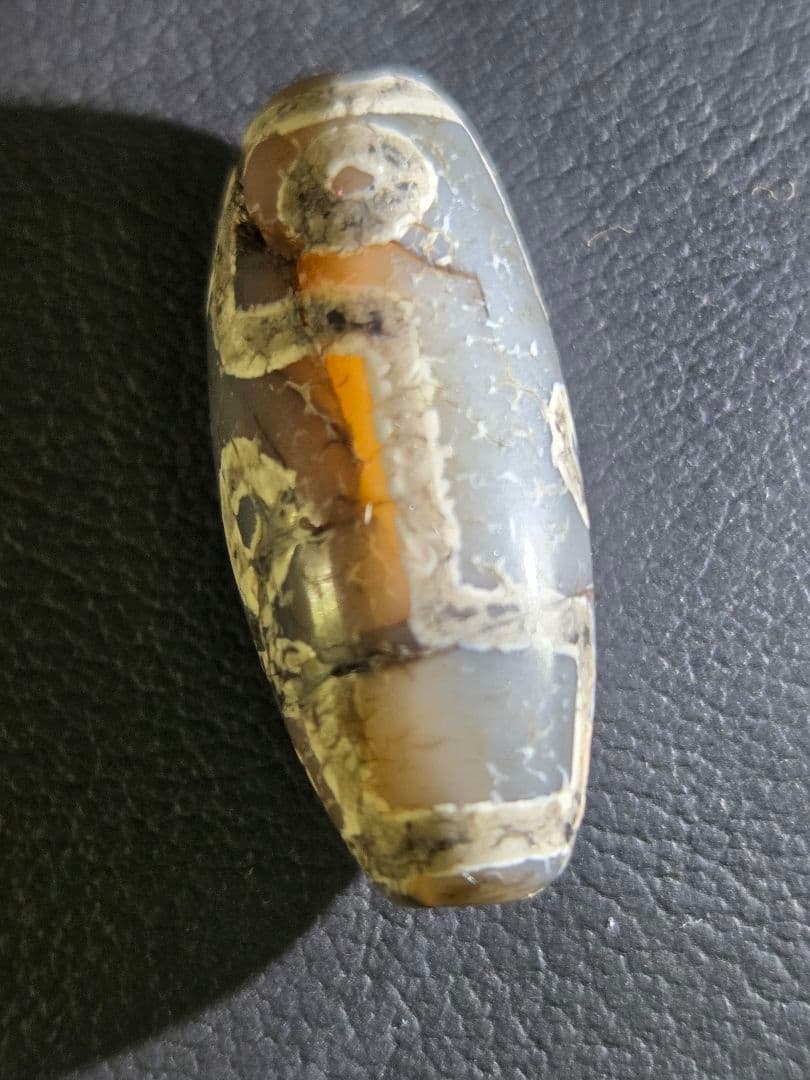 943　天珠　九眼天珠　貴重　珍品　dzibeads　！