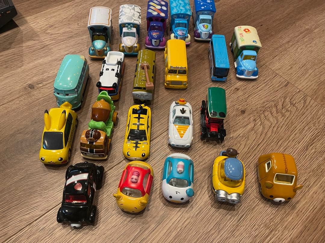 トミカ約60台まとめ売り　カーズキャラクター含む