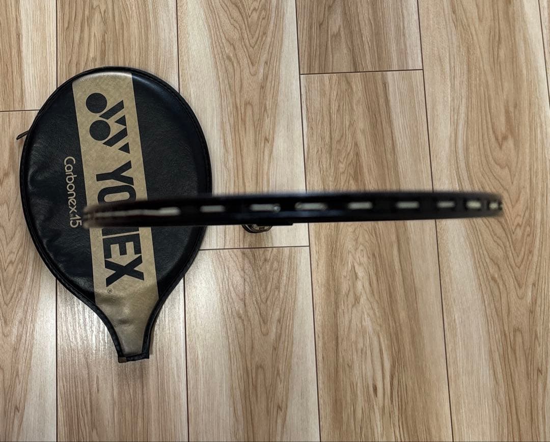 バドミントンラケット YONEX Carbonex15