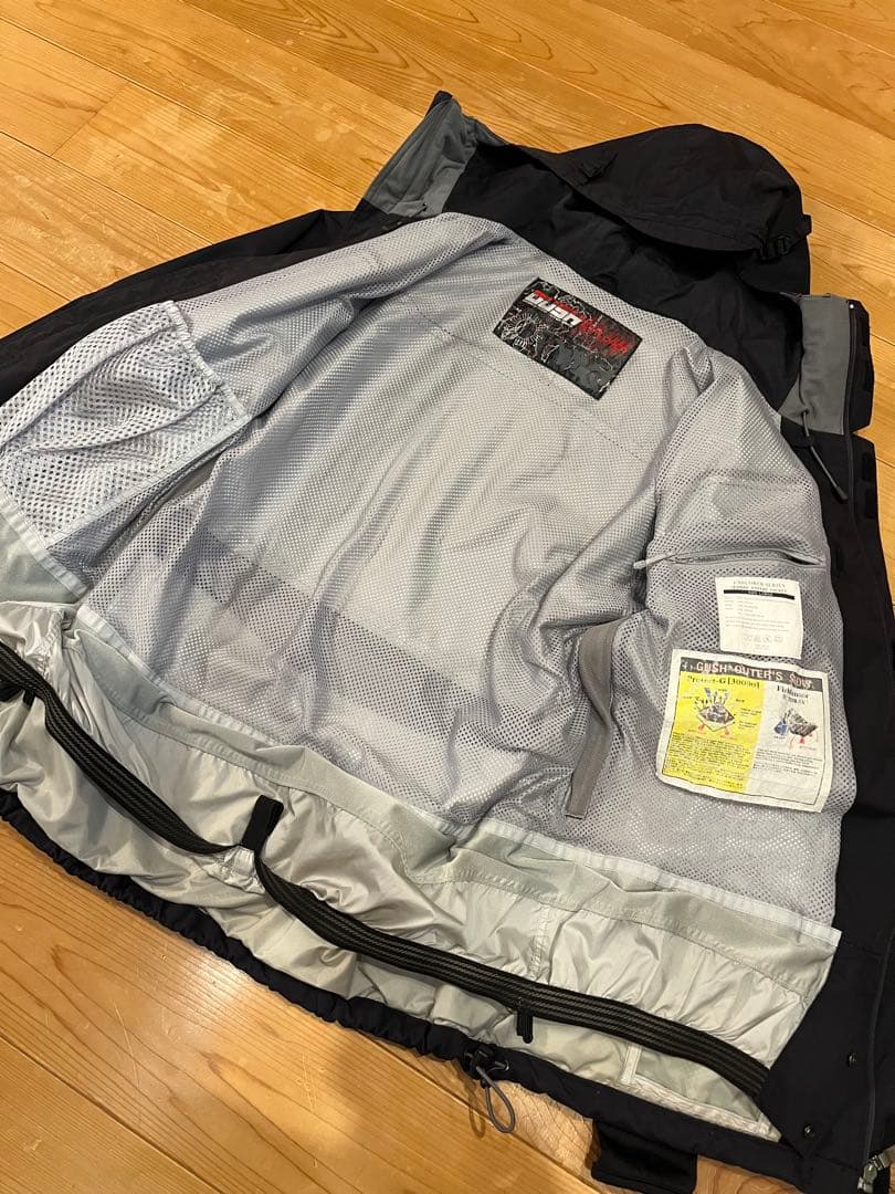 【値下げ】GUSH ガッシュ　world wide gush