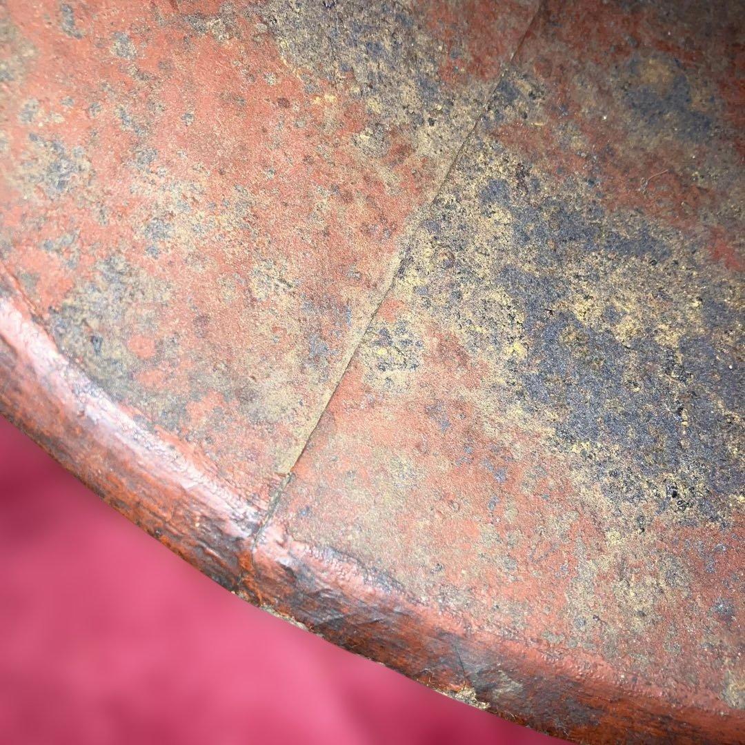 ② 黒漆塗鐵陣笠