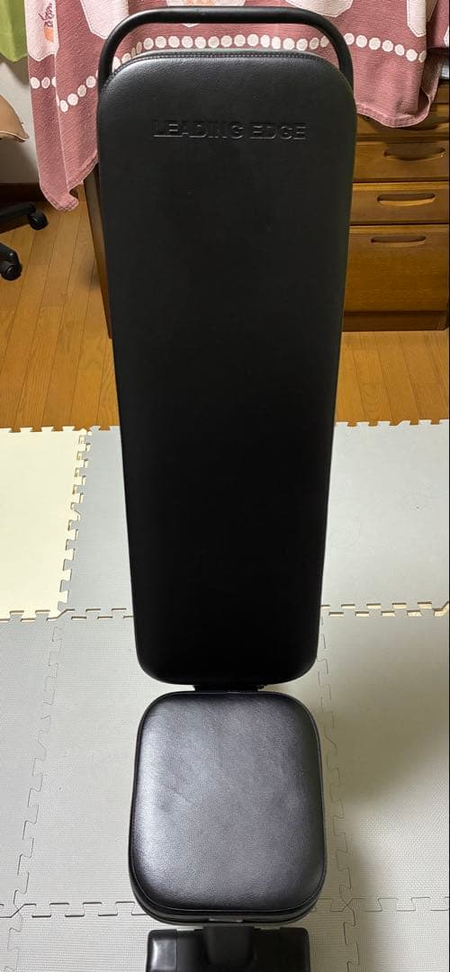 LEADING EDGE トレーニングベンチ