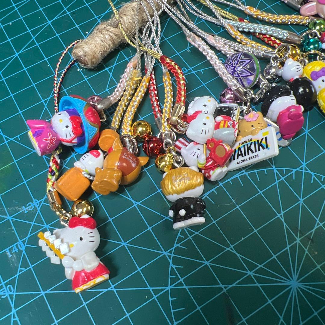 ご当地キティ　根付け　ストラップ　ハローキティ　まとめ売り
