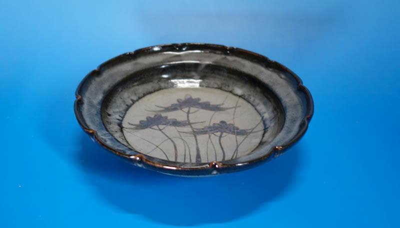 唐津焼　中里重利　三玄窯　絵唐津　芙蓉文　輪花　大皿　大鉢　共箱 2186