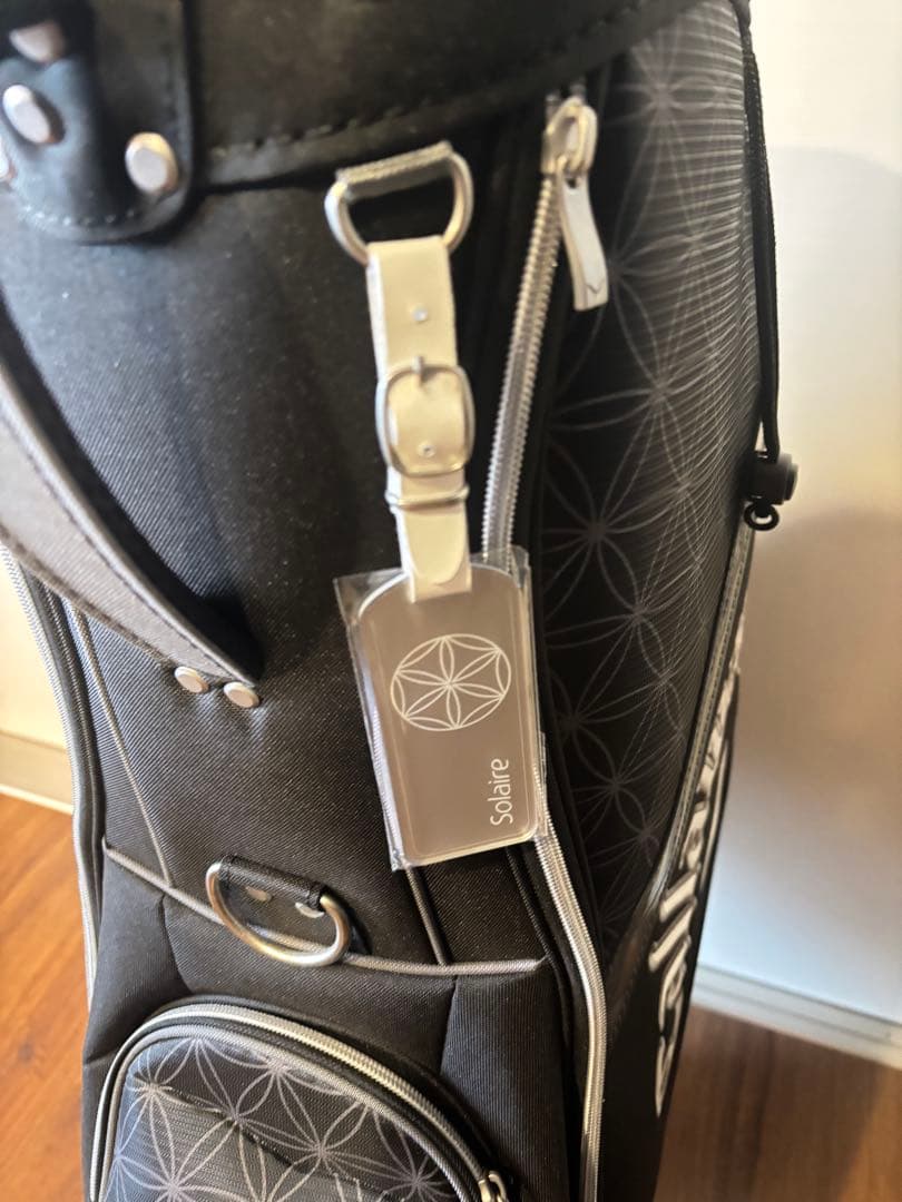 ほぼ新品　Callaway　レディースキャディバッグ　ブラック