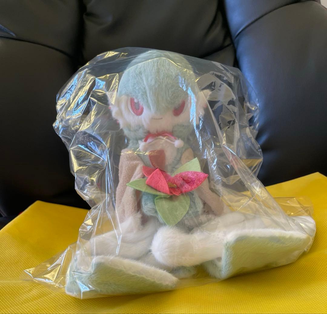 ポケモン　Holiday Blessing サーナイトぬいぐるみ　クリスマス