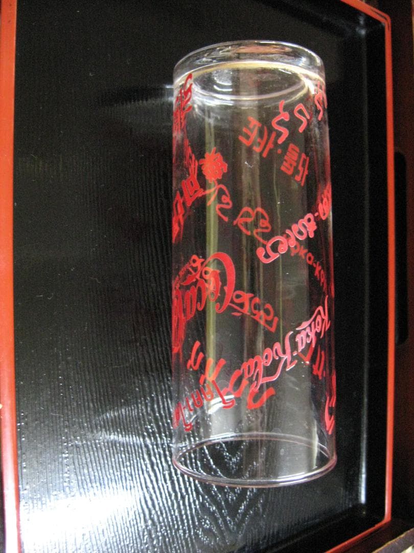 コカ・コーラ   1980年代　入手困難非売品　オリジナルデザイングラス1個