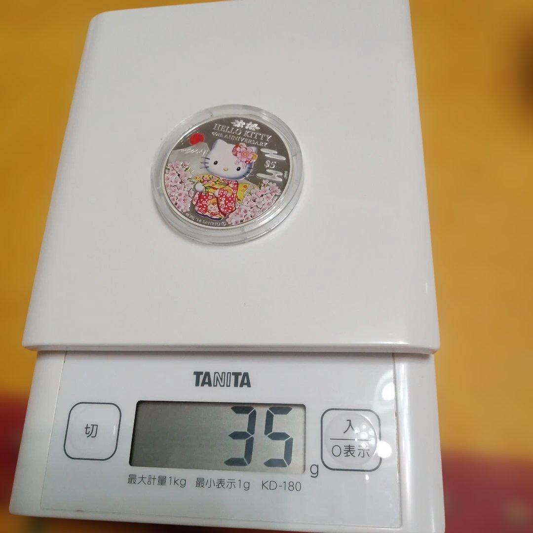 ハローキティ 40周年記念純銀銀貨１オンス