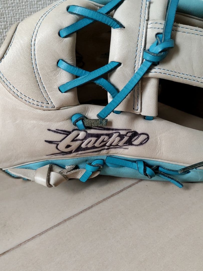 ミズノ　軟式内野グローブ　限定カラー　Gachi　ガチ