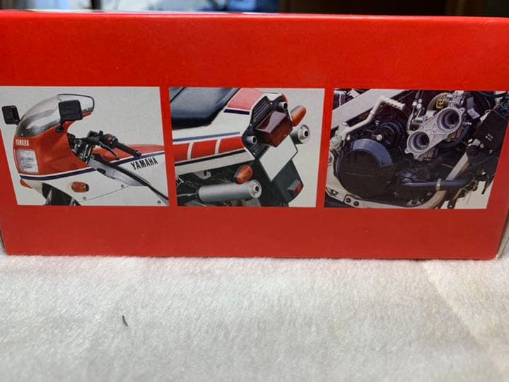 世界の名車シリーズ RZV500R 1/12