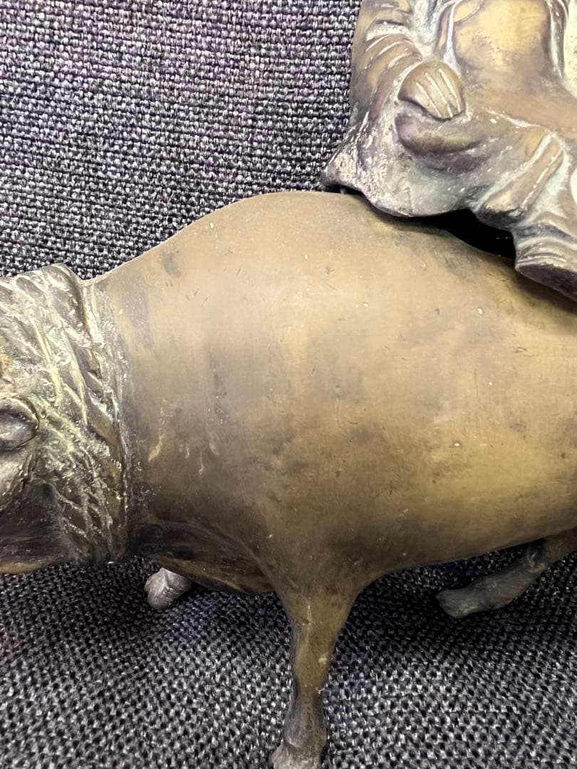 真鍮製】老子 牛乗り像 ブロンズ置物 道教 縁起物