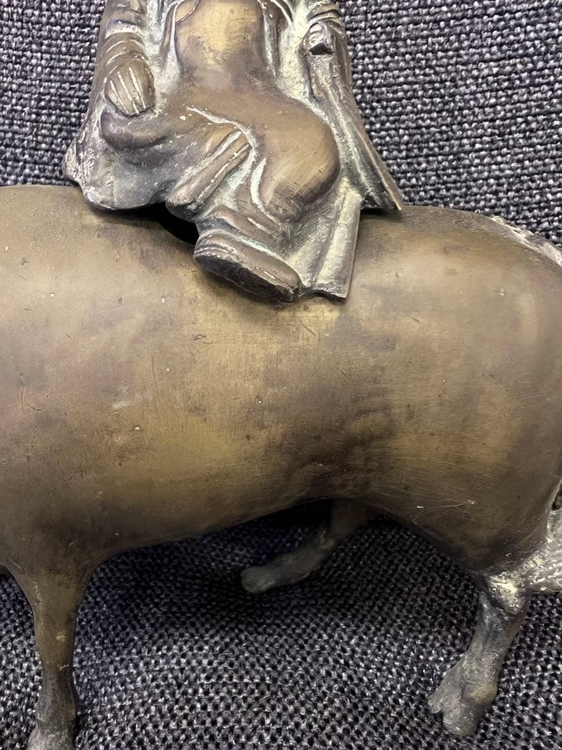 真鍮製】老子 牛乗り像 ブロンズ置物 道教 縁起物