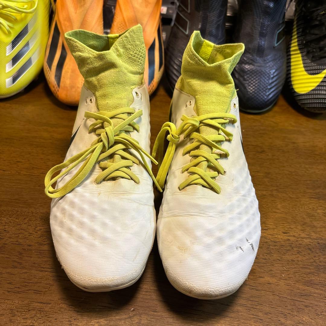 ナイキ マジスタ オーデン Ⅱ HG-E(ホワイト×イエロー）