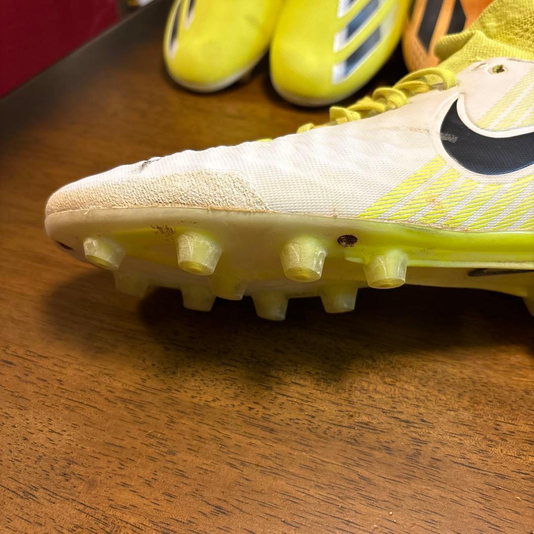ナイキ マジスタ オーデン Ⅱ HG-E(ホワイト×イエロー）