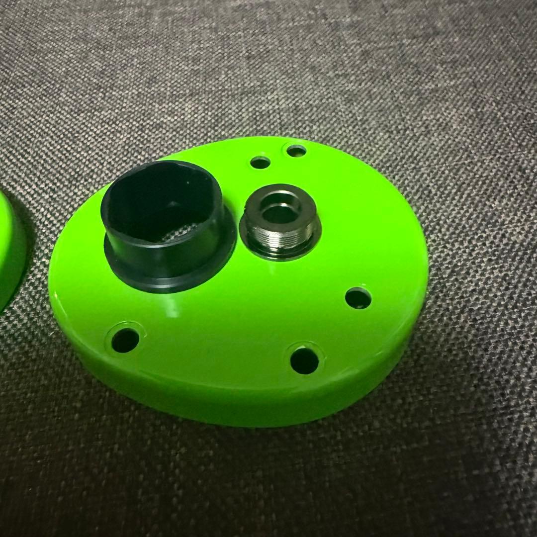 トイマシーン　スーパーレイティブ 左巻き用サイドカップ　エンブレム付きグリーン