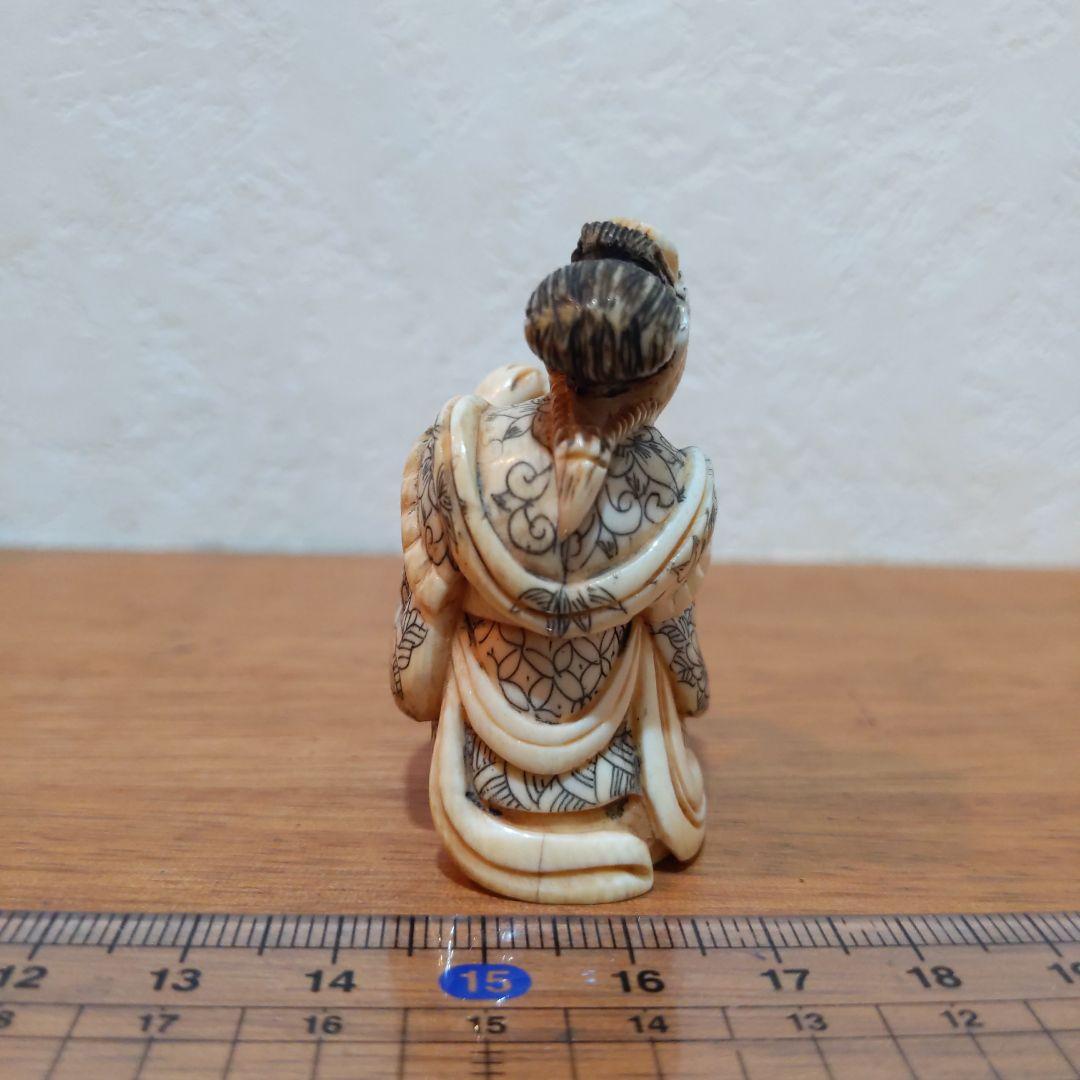 時代提げ物 七福神根付 天然素材【弁才天】高さ約5.0cm 重さ約35ｇ 弁財天