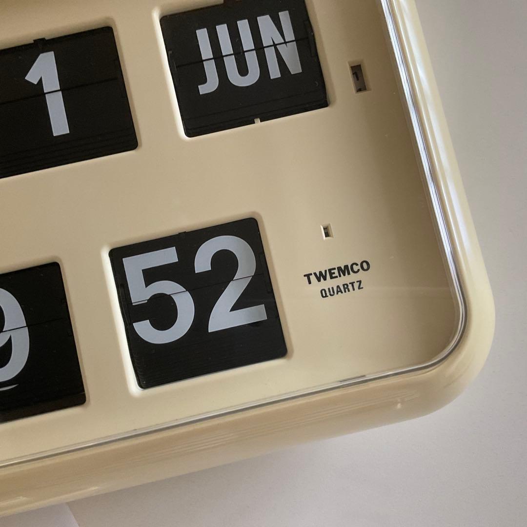 TWEMCO QUARTZ　クロック　クリーム色　パタパタ時計