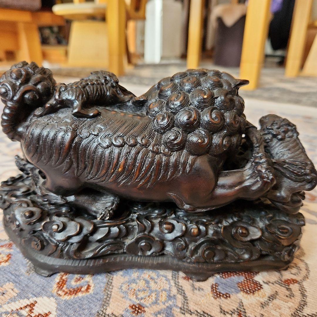 中国8匹の子持ち獅子置物