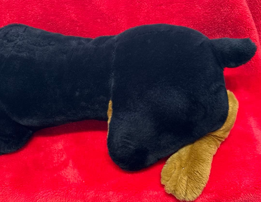 ⭐︎希少　大きな番犬　ぬいぐるみ　ドーベルマン？ロットワイラー？　寝そべり