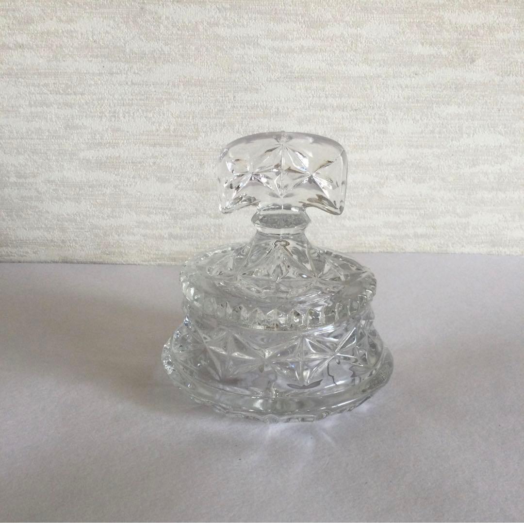 イギリス　アンティーク　フタ付き小物入れ トリンケットボックス　ガラス製