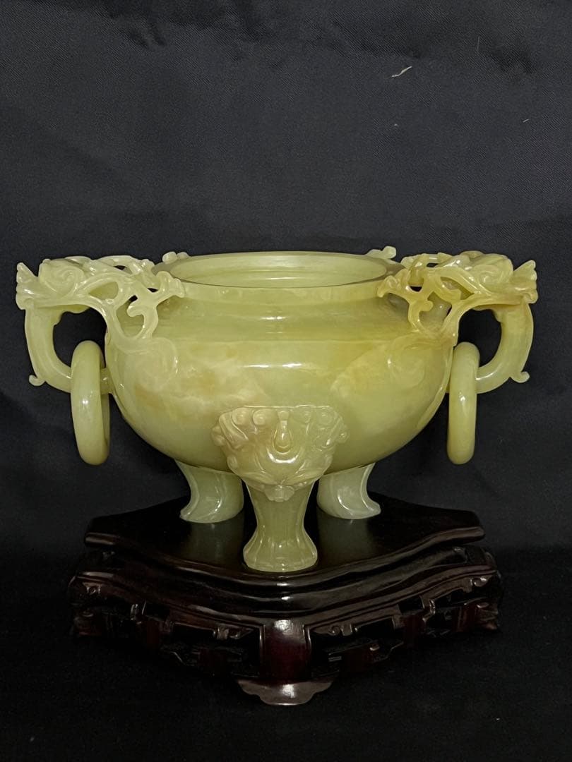 香炉　清時代　天然玉香炉　精巧な彫刻　紫檀台 BL1--3