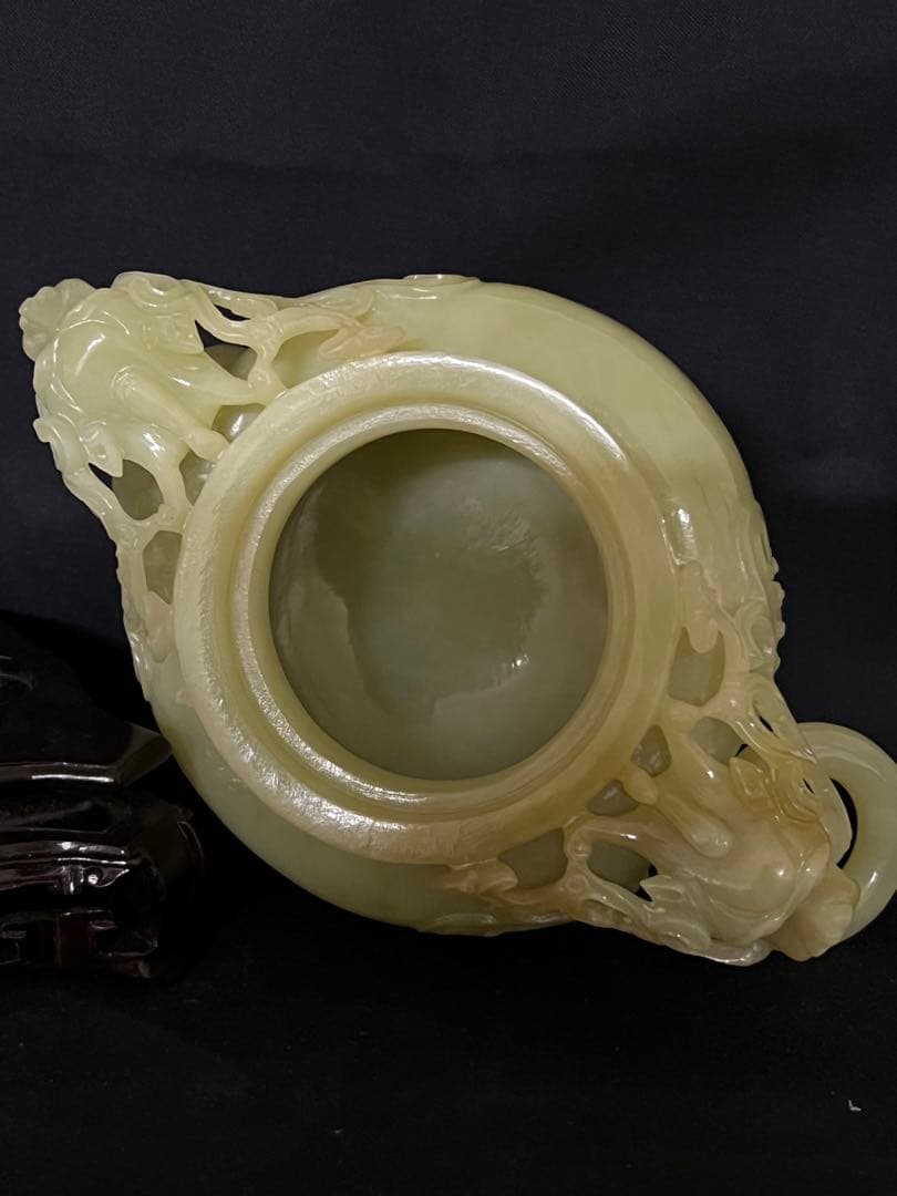 香炉　清時代　天然玉香炉　精巧な彫刻　紫檀台 BL1--3