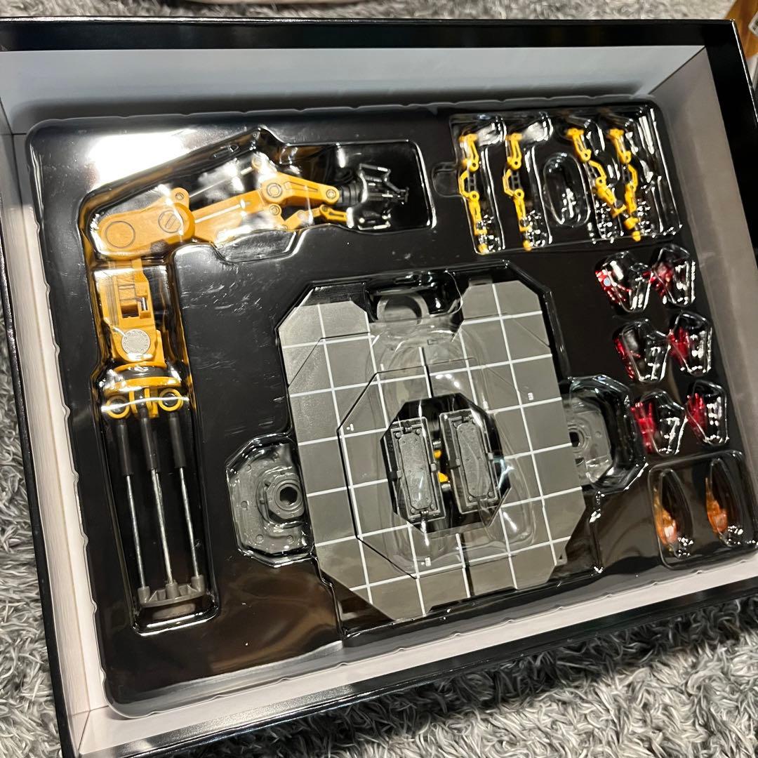 ZDtoys アイアンマン 本体＆修理台 スーツアップガントリー フィギュア