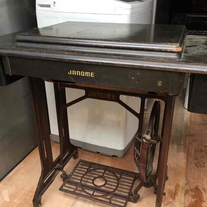 JANOMEミシンの台