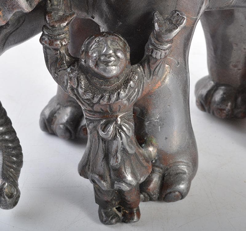 中国　あんちん製　象に唐子　置物　約1089g　M　R4775