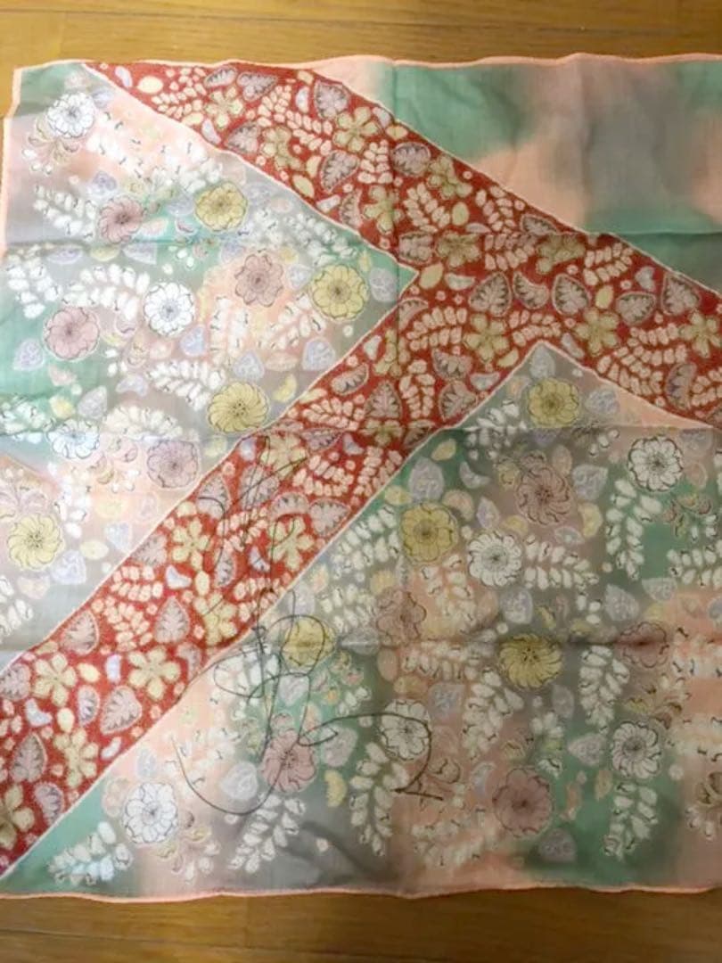 中村勘三郎が中村勘九郎の時のサイン入りハンカチ